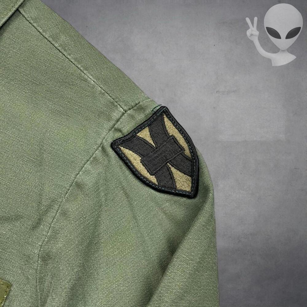 Vtg Vietnam War US Army OG-107 Type III Utility Shirt Medium 8th Infantry Patch - Picture 3 of 8